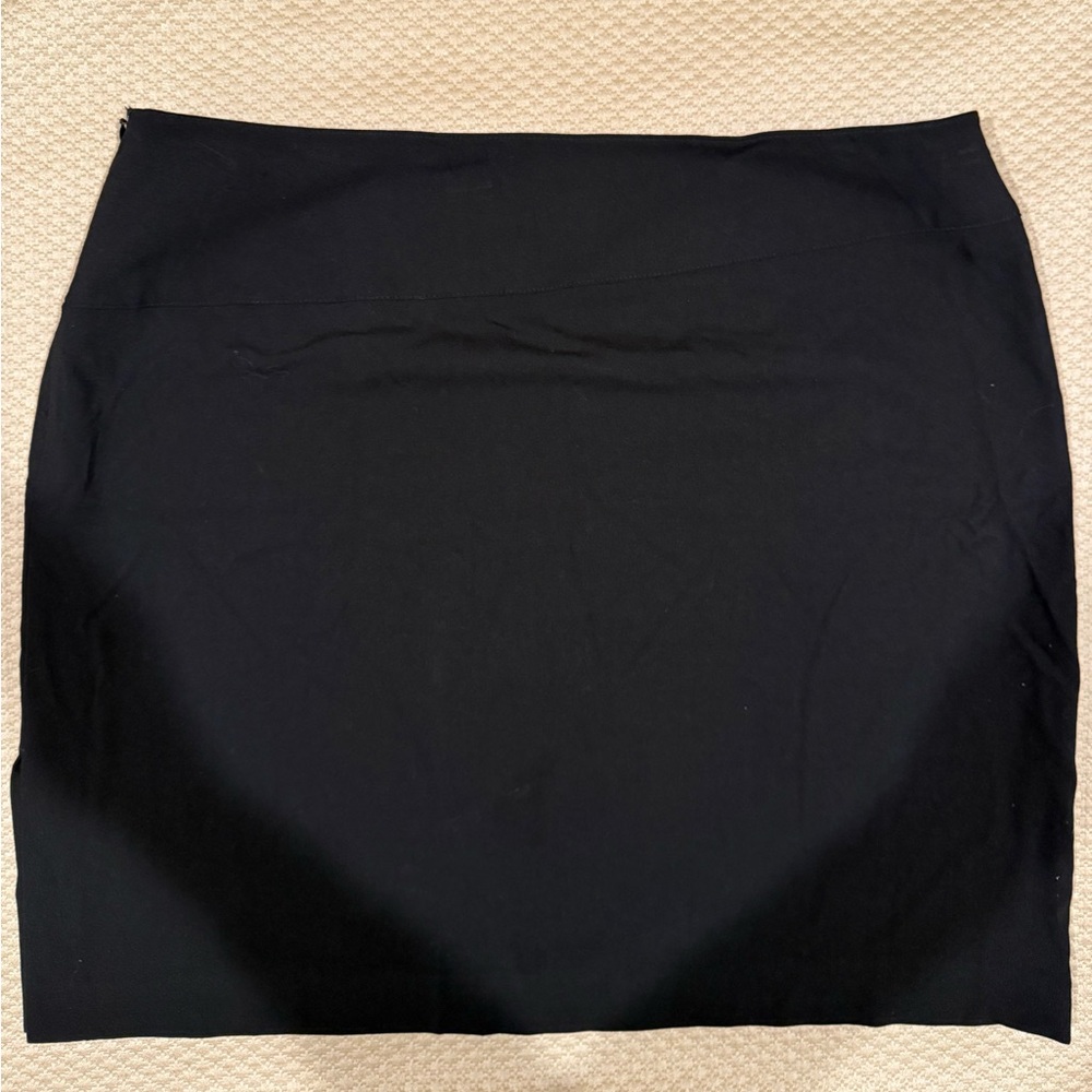NWT-New York & Company VINTAGE Black Mini Skirt